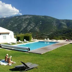 https://la-plume-du-ventoux.hotels-rhonealpes.com