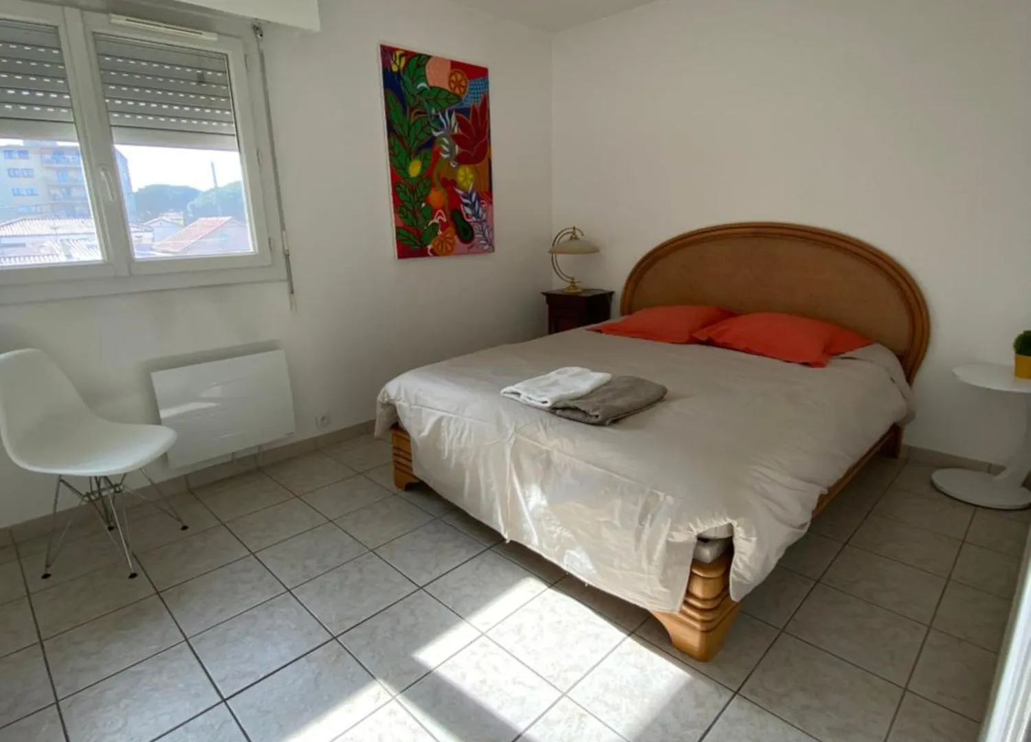 Chez Virginie : Appartement Lumineux Au Calme. Fréjus